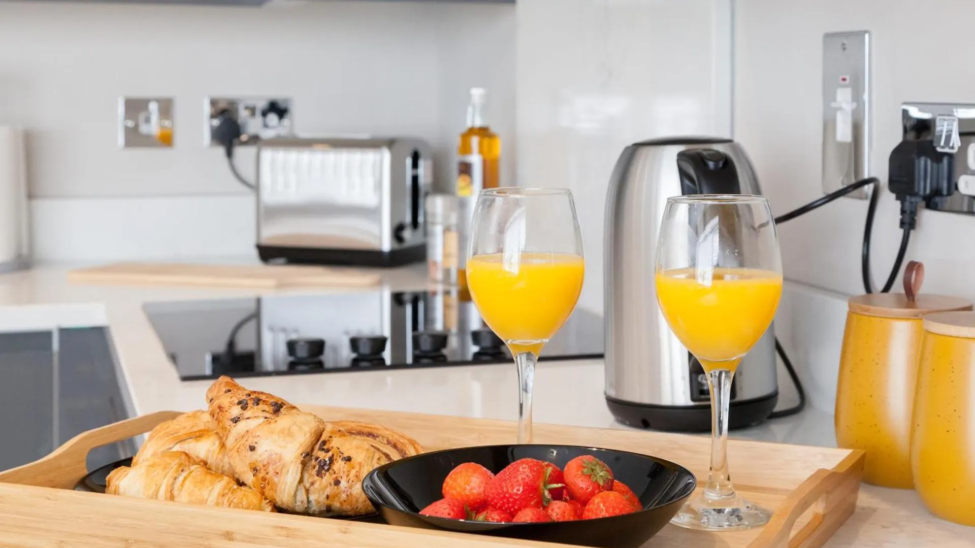 2-3 Bedroom Apartment- Long Term Stay Rates- Contractors-Professionals Leeds  0*, Leeds (West Yorkshire) Royaume-Uni