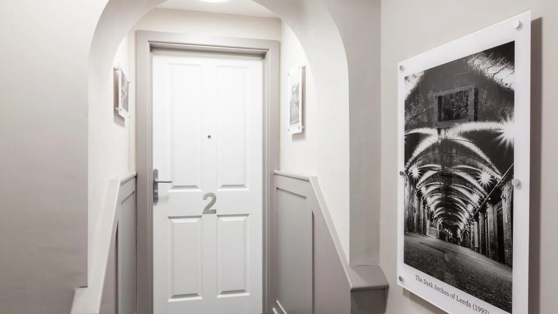 2-3 Bedroom Apartment- Long Term Stay Rates- Contractors-Professionals Leeds  Apartment